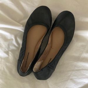 amazon essentials black flats